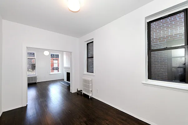 Rented by Aether Property Group | media 35