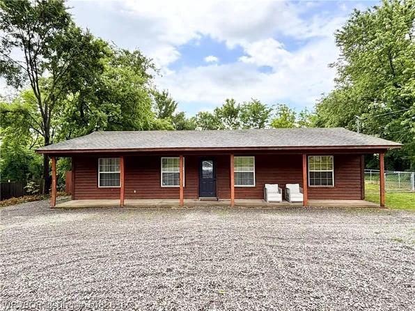 505 E 2nd St, Hartford, AR 72938