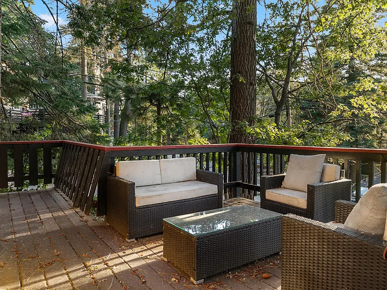 587 Arrowhead Villa Rd — Photo 18