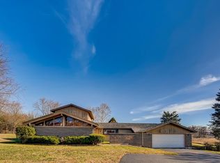 250 Crozier Dr, Grayslake, IL 60030