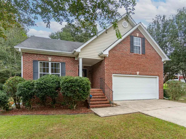 1127 Cameron Cove Cir, Leeds, AL 35094