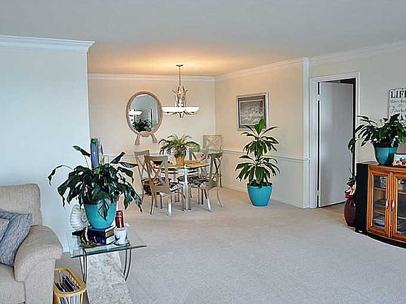 3rd image of 4004 Atlantic Ave APT 803
