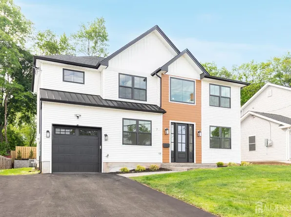 7 Altamont Rd, Edison, NJ 08817