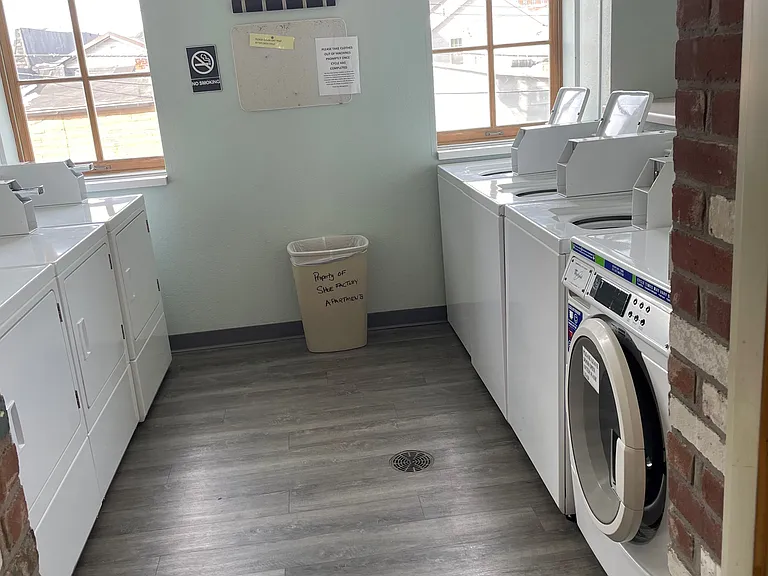 Laundry room on-site!