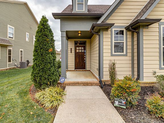 4th image of 2848 Americus Dr