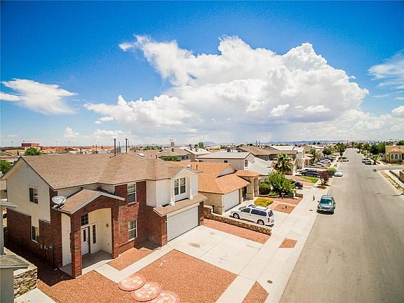 3rd image of 12413 Tierra Laurel Dr