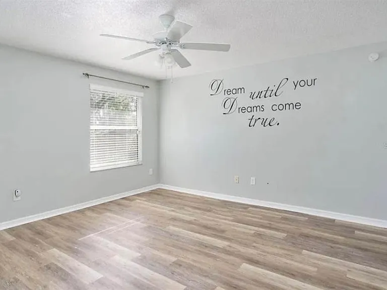 104 Cherry Blossom Ln — Photo 12