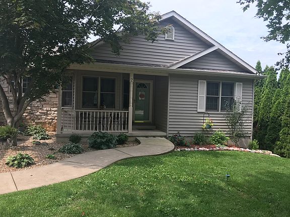 3rd image of 2 Northridge Dr