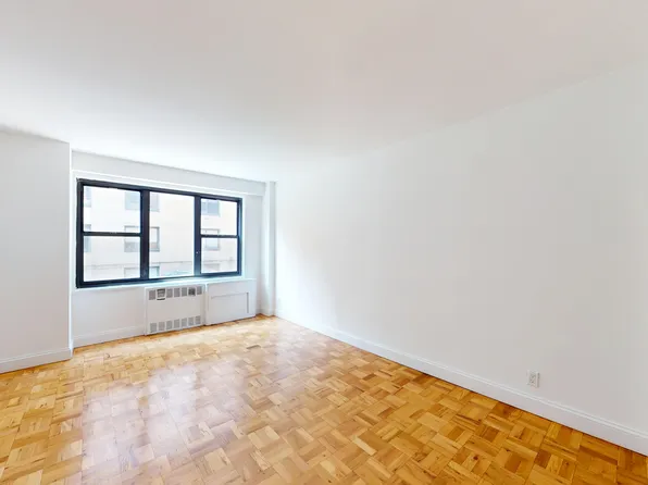 340 East 74th Street image 7 of 10