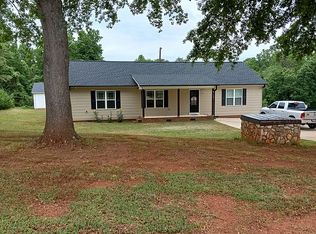 1084 Park Cir, Lincolnton, NC 28092