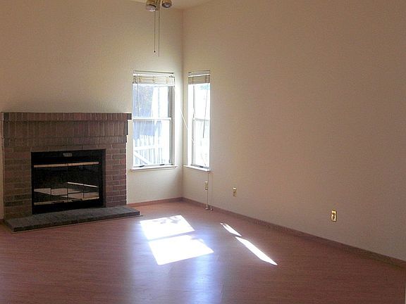 4th image of 8996 Flinton Ct