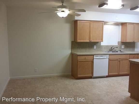 4th image of 4769 N Ila Ave