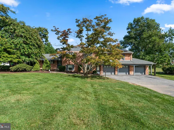 3713 Macalpine Rd, Ellicott City, MD 21042