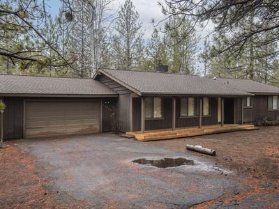 60205 Ridgeview Dr E, Bend, OR, 97702