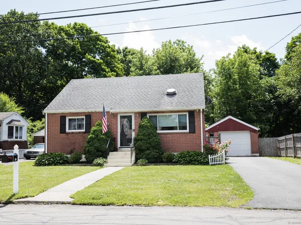 42 Peacock Drive, Meriden, CT 06451