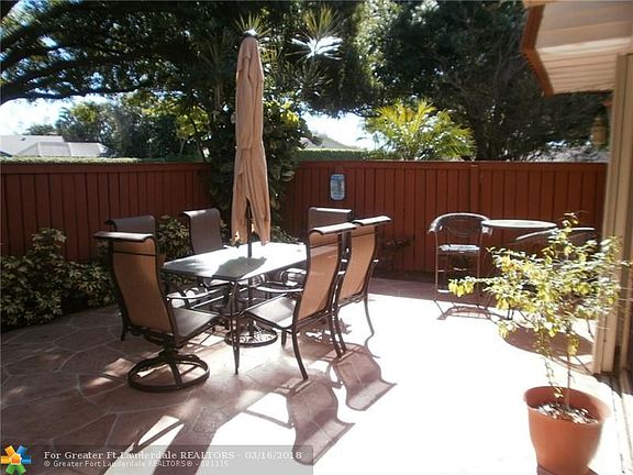 2nd image of 2811 Waterford Dr N #2811