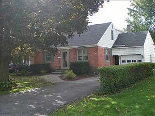 2nd image of 609 Sanders Ave