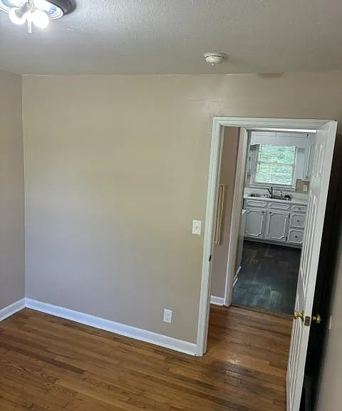 2309 Dunham Ave NW — Photo 31