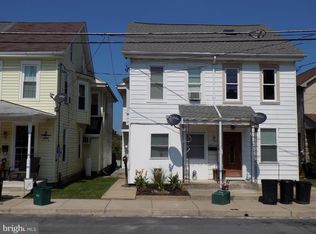 310 Washington Ave FLOOR 2, Ephrata, PA 17522
