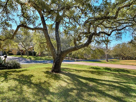4th image of 8504 Candelaria Dr