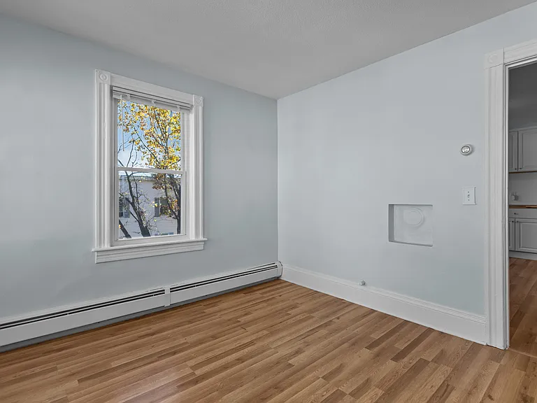 60 Morris Ave #2 — Photo 22