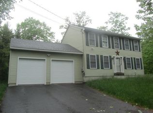 37 Labrador Rd, Farmington, NH 03835