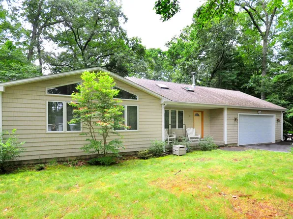 21 Valley View Road, Woodstock, CT 06282