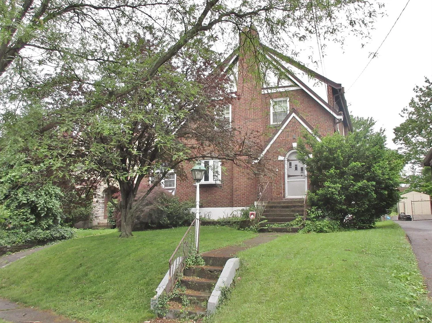 1047 Rutledge Ave photo 1
