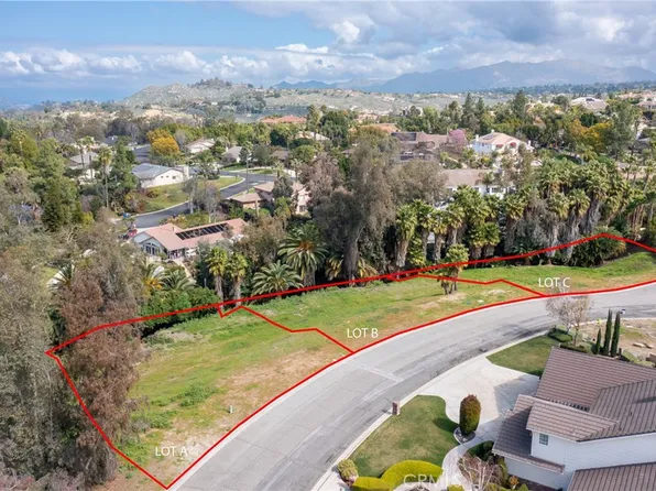 1383 Ocotillo Dr, Riverside, CA 92506