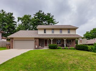 700 46th Pl, West Des Moines, IA 50265