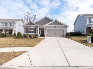 6872 Lake Overlook Ln, Flowery Branch, GA 30542