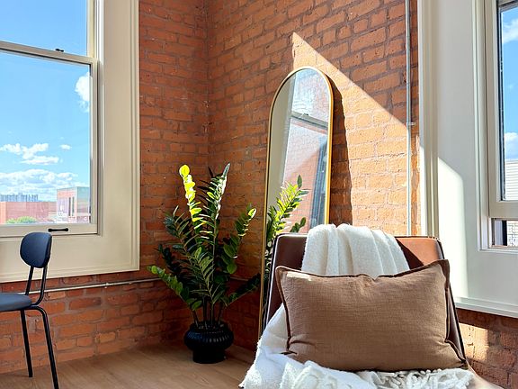 5th image of 56 York Blvd #207