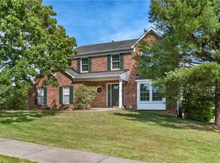 500 Dogwood Ct, Coraopolis, PA 15108