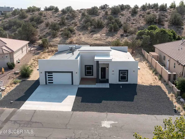 6444 Hawk Eye St, Farmington, NM 87402