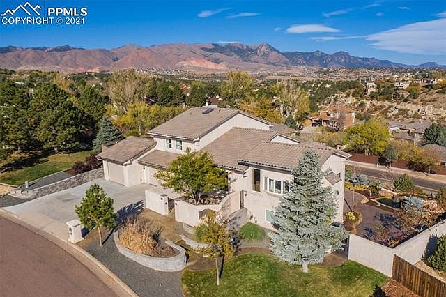 1st image of 310 Sunbird Cliffs Ln