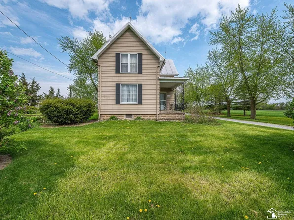 9248 Chinavare Rd, Newport, MI 48166