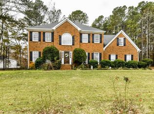 1070 Larosa Dr, Lawrenceville, GA 30043