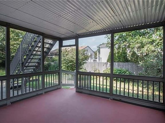 5th image of 50 Vineland Ave