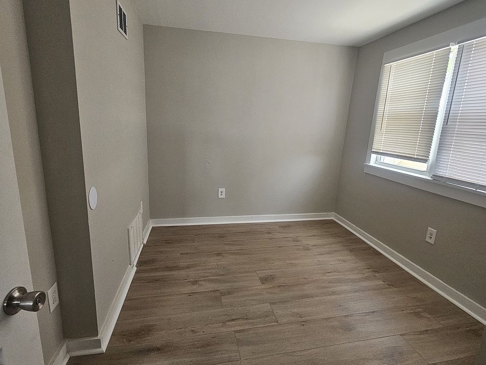 1st image of 370 Dixwell Ave #3B