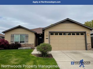 2212 Kingswood Dr, Medford, OR 97501