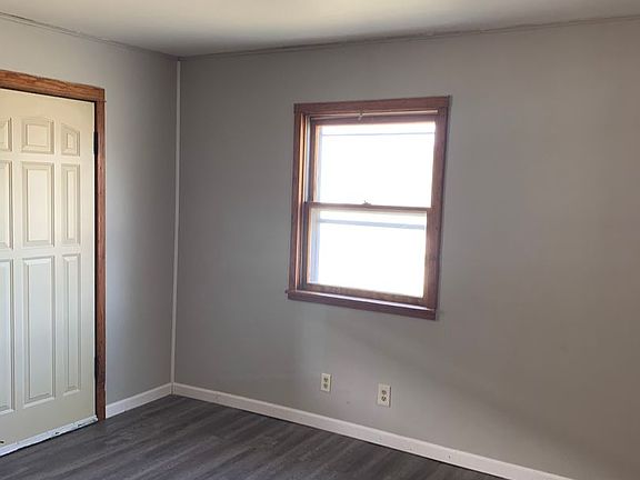 5th image of 112 W Braasch Ave APT 2