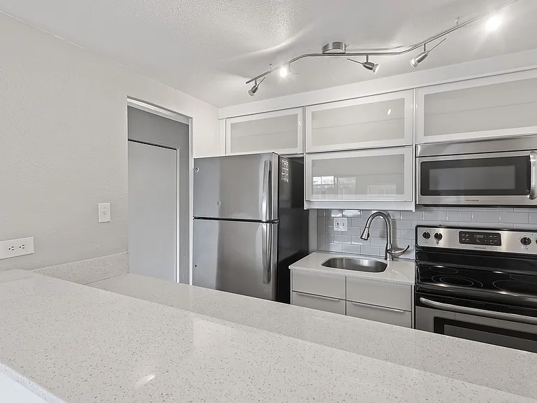 Dwell Apartments — Photo 25