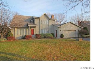 152 Old English Dr, Rochester, NY 14616