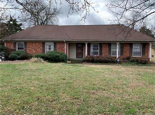 7336 Meadowdale Ln, Charlotte, NC