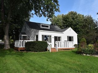 256 Lakeshore Dr, Battle Creek, MI 49015