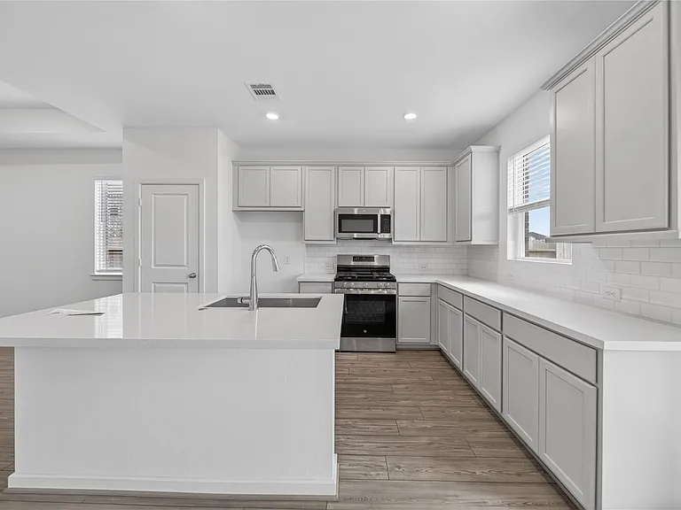9723 Pettus Creek Dr — Photo 19