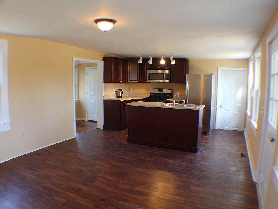 1st image of 9 Chapel St