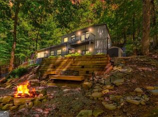 223 Mango Cir, Ellijay, GA 30540