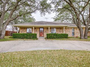 105 Sunview Dr, Sunnyvale, TX 75182