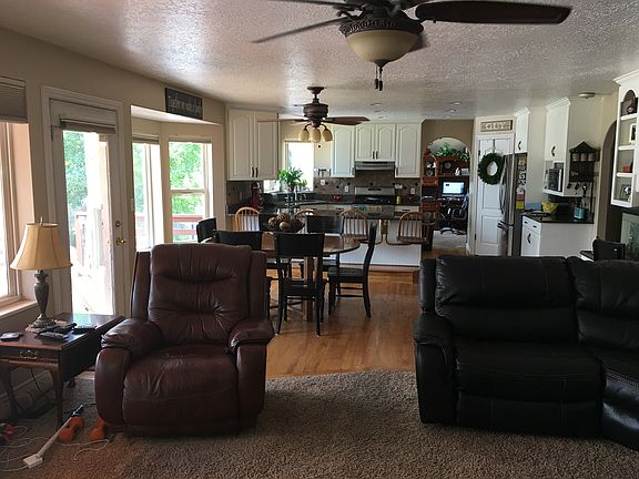 3rd image of 10127 S Dunsinane Dr